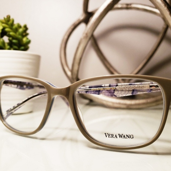 Vera Wang Women's Optical Frame. - Picture 2 of 4
